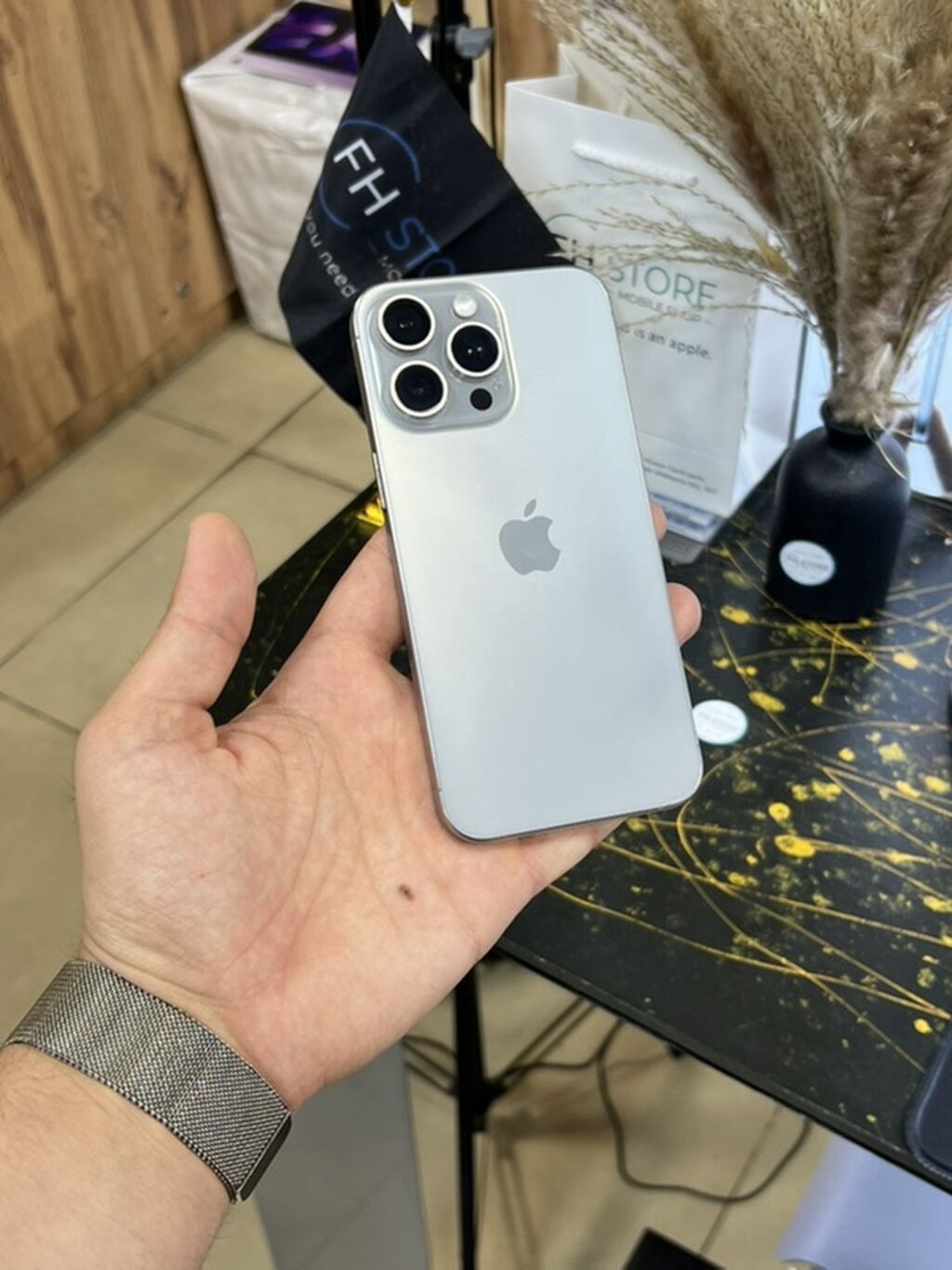 iPhone 15 Pro Max, 256 GB, Gümüşü