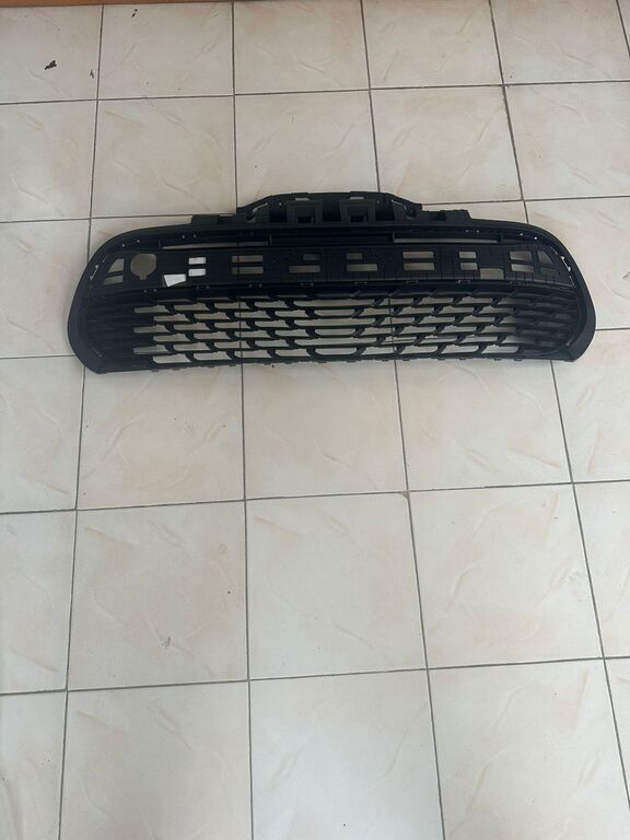 "Kia Rio 2018" radiator barmaqlığı — Ehtiyat hissələri və aksesuarlar, Bakı (3)