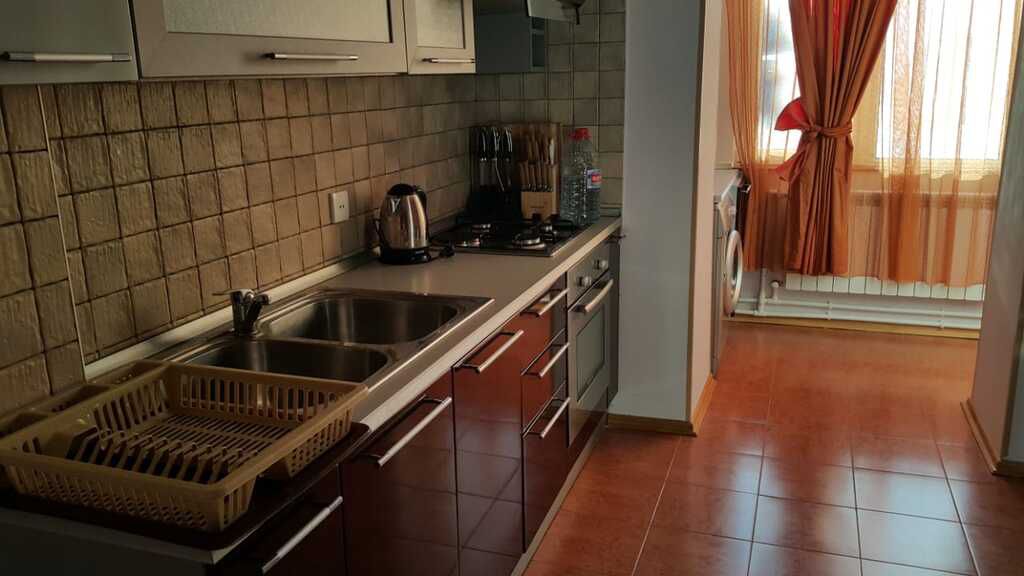 İcarəyə verilir 3 otaqlı köhnə tikili 90 m² — Mənzil, Bakı (4)