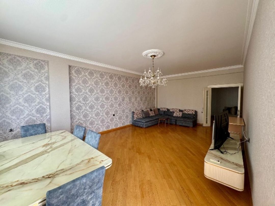 İcarəyə verilir 3 otaqlı yeni tikili 131 m² — Mənzil, Bakı (10)