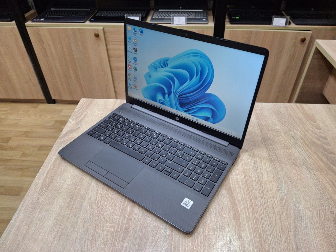 Noutbuk HP 250 G8 i7 1065G7 16gb Ram 512gb SSD — Elektronika, Bakı