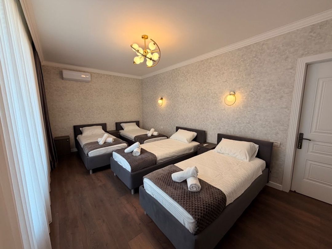 İcarəyə verilir 5 otaqlı həyət evi/bağ evi 310 m² — Ev, villa, Qəbələ (4)