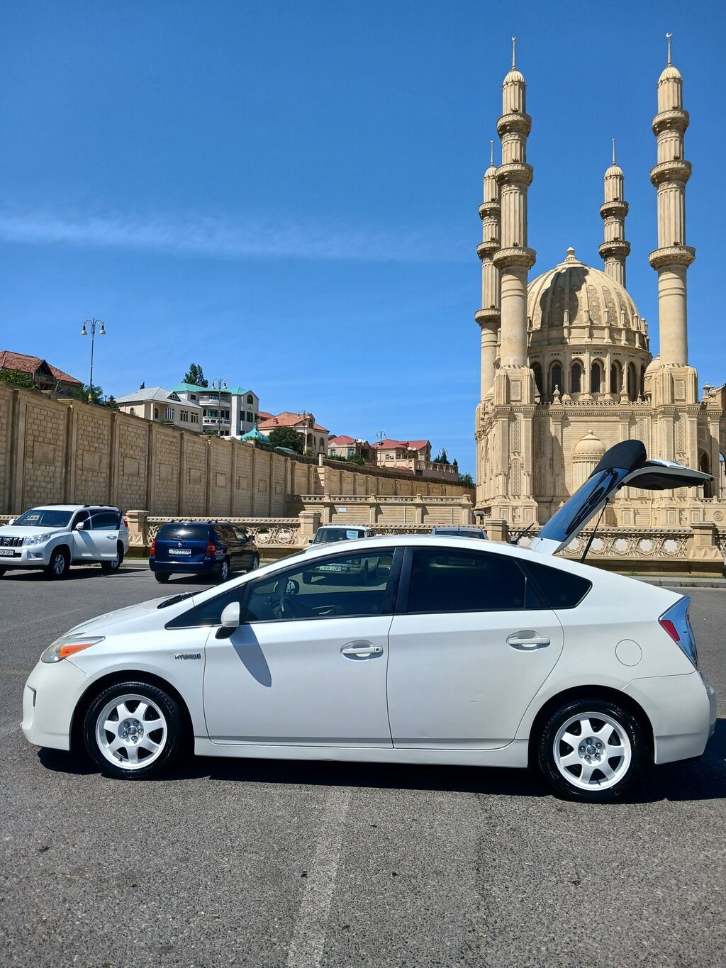 Toyota Prius: 1.8 l | 2012 il Hetçbek — Avtomobillər, Xırdalan (10)