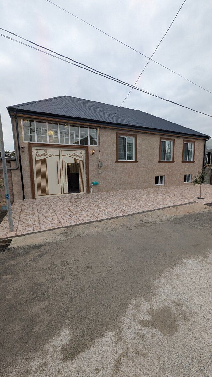 Həyət evi, Göygöl r. — Daşınmaz əmlak, Göygöl (2)