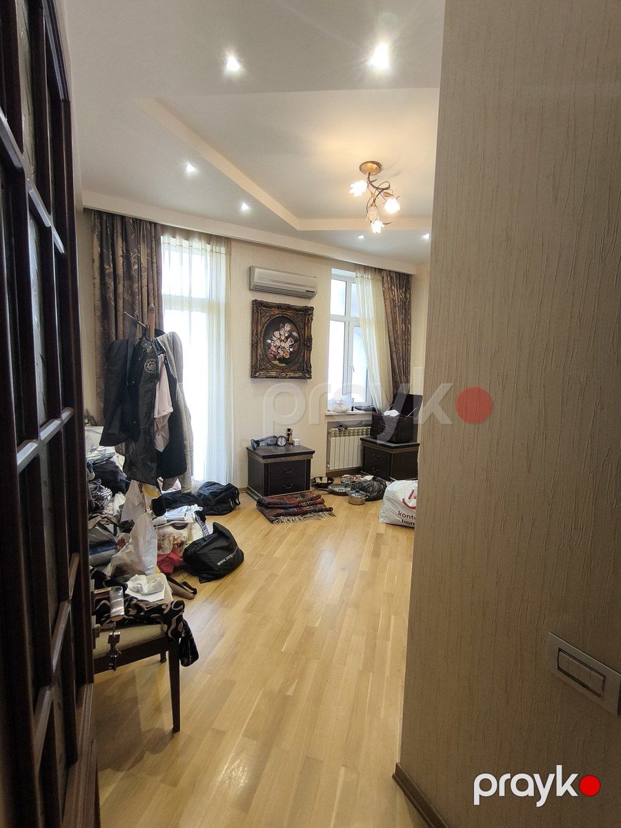 Satılır 4 otaqlı yeni tikili 250 m² — Mənzil, Bakı (11)
