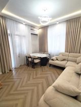 Satılır 2 otaqlı yeni tikili 80 m² — Real estate