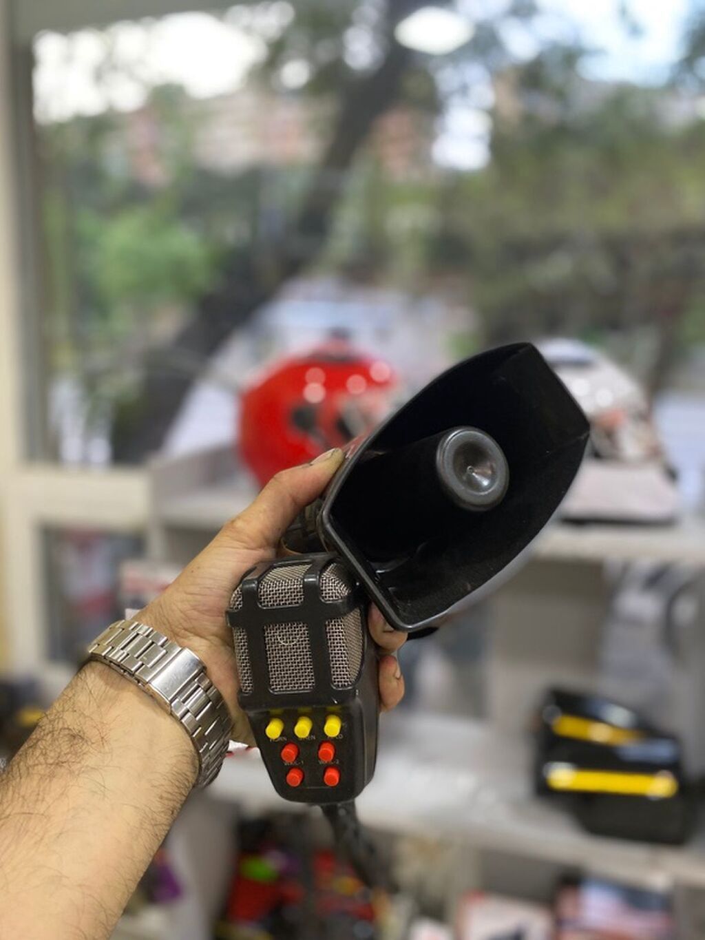 Avtomobil üçün səs siqnalı və mikrofonlu megafon sistemi - Güclü