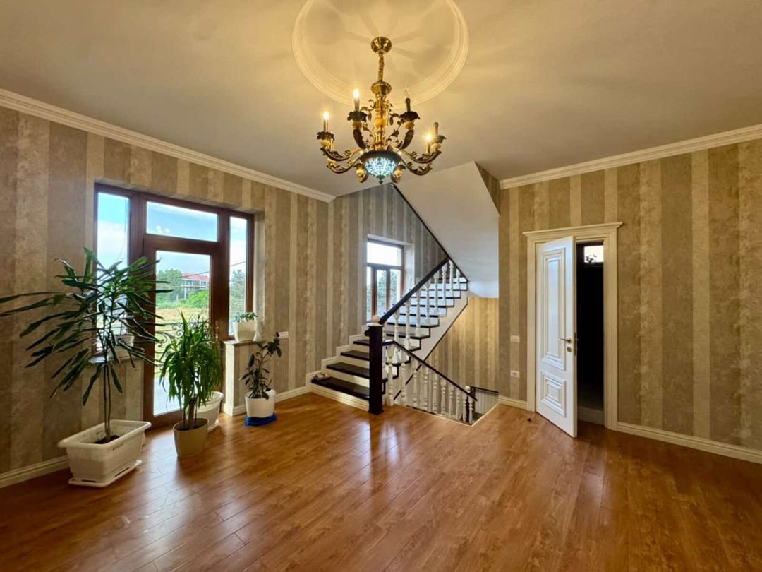 Satılır 7 otaqlı həyət evi/bağ evi 400 m² — Ev, villa, Bakı (4)