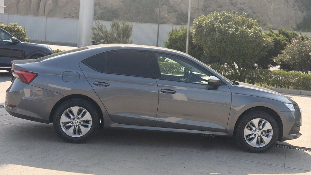 Skoda Octavia, 1.6 L, 2023 il, 62 000 km — Avtomobillər, Bakı (9)