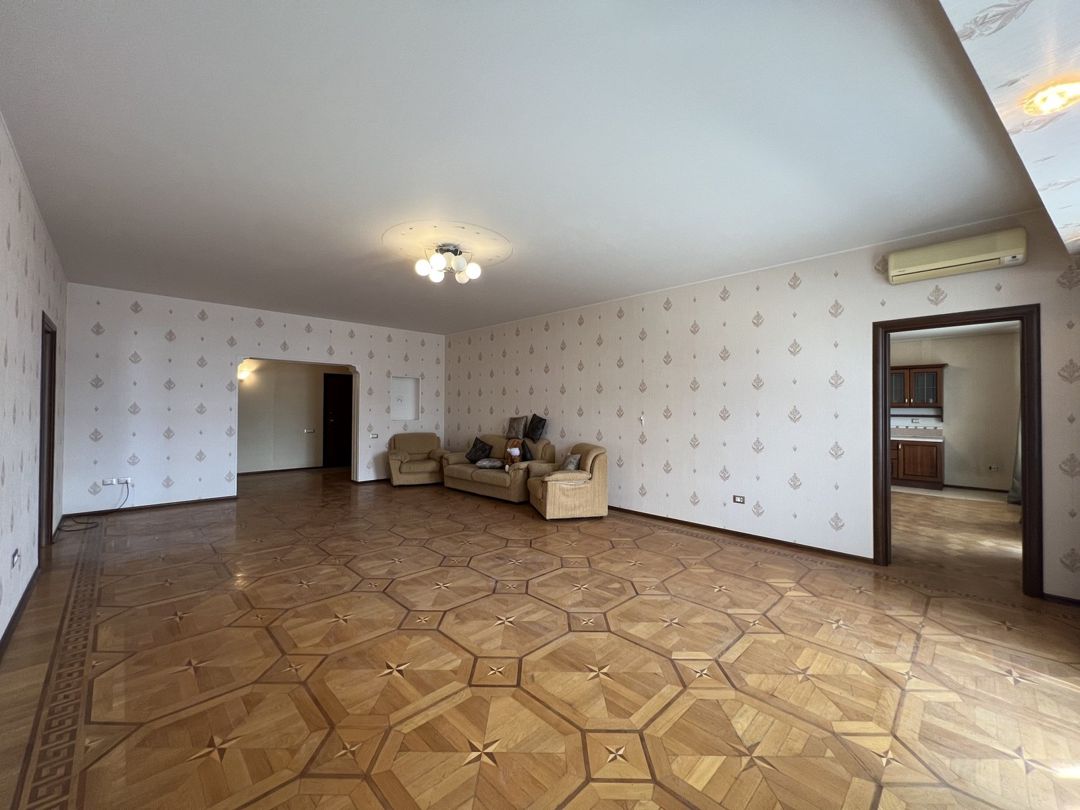3-otaqlı yeni tikili, Yasamal r., 150 m² — Mənzil, Bakı (8)
