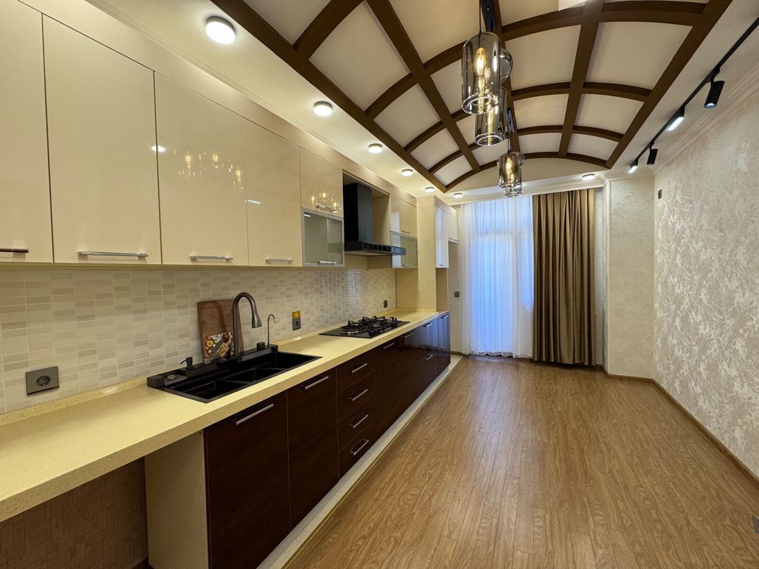 Satılır 3 otaqlı yeni tikili 140 m² — Mənzil, Bakı (11)