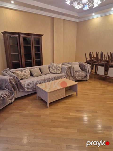 İcarəyə verilir 3 otaqlı yeni tikili 171 m²
