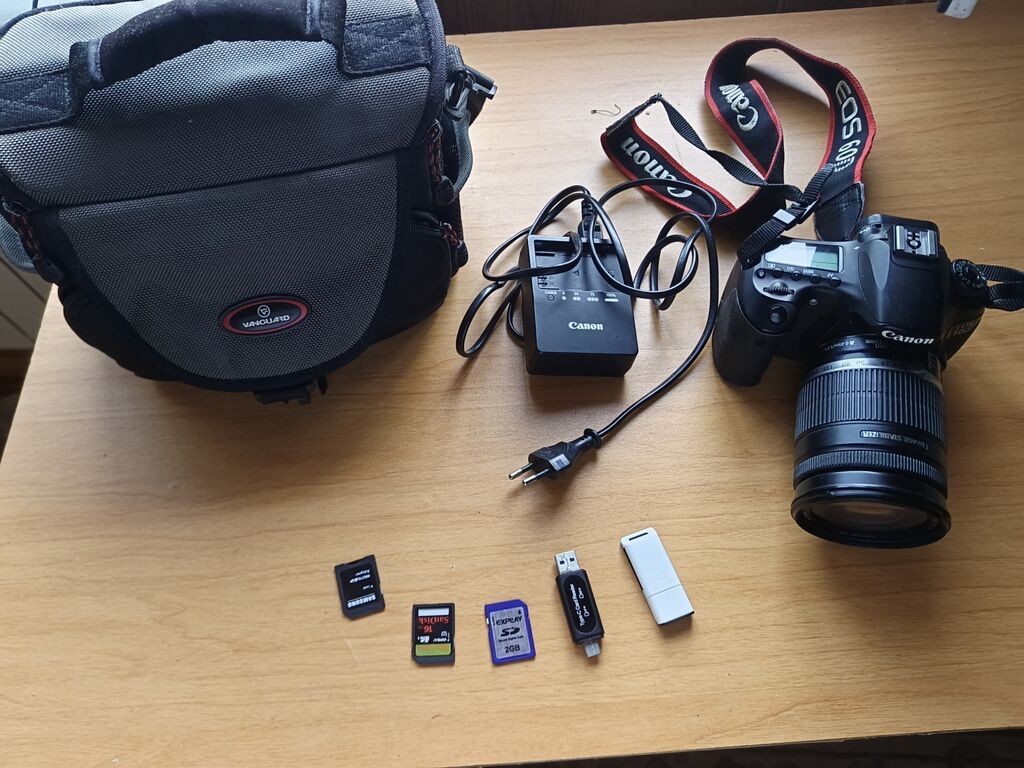 Canon fotoaparat dəsti Məzmun: - Canon EOS DSLR fotoaparat gövdəsi -
