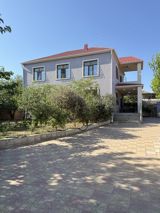 Satılır 6 otaqlı həyət evi/bağ evi 200 m² — Nuray Xanim