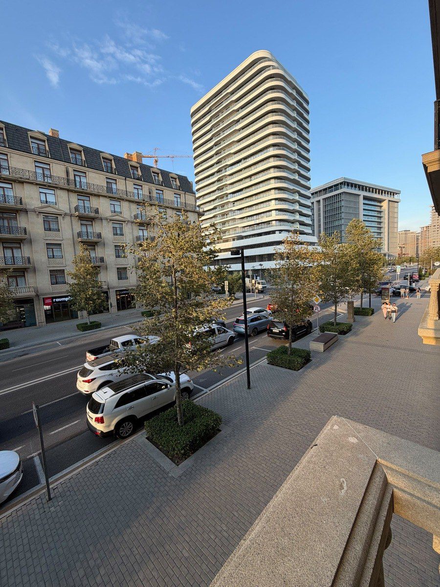 İcarəyə verilir 4 otaqlı yeni tikili 160 m² — Mənzil, Bakı