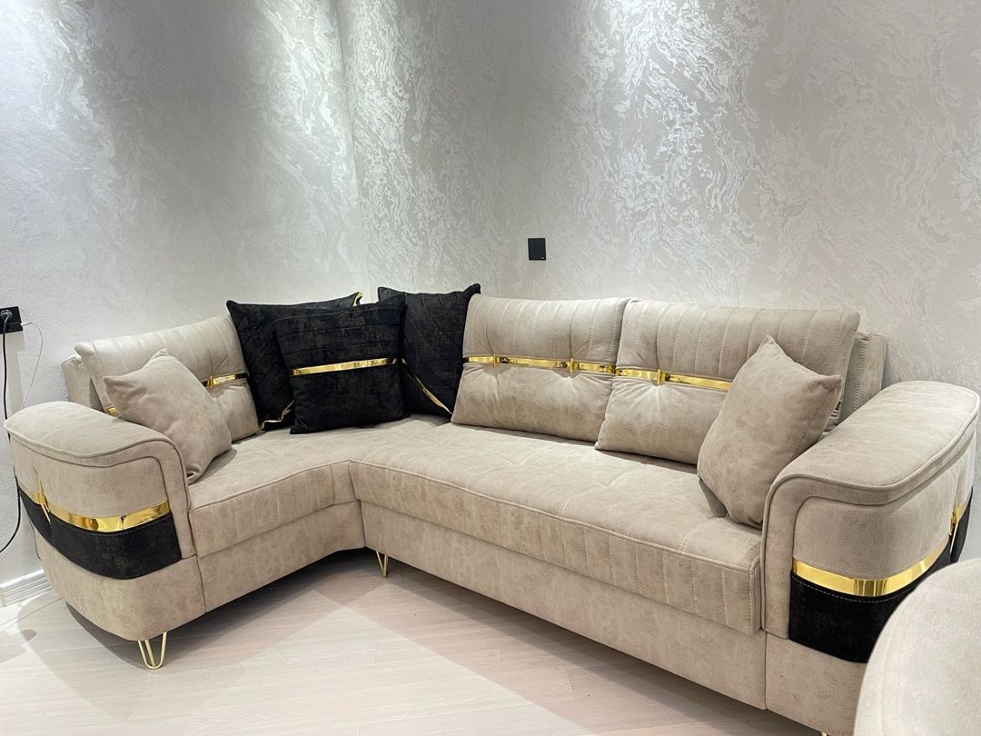 Künc divan — Mallar, Bakı