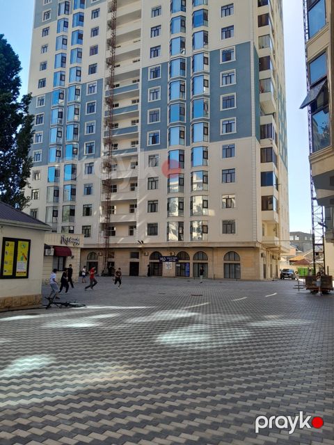 Satılır 3 otaqlı yeni tikili 135 m²