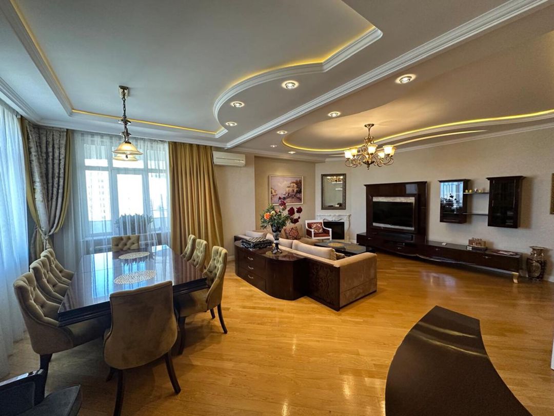 İcarəyə verilir 3 otaqlı yeni tikili 182 m² — Mənzil, Bakı
