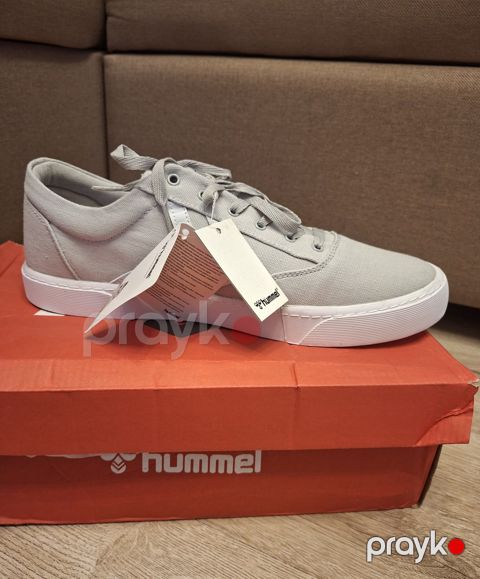 İdman ayaqqabısı Hummel