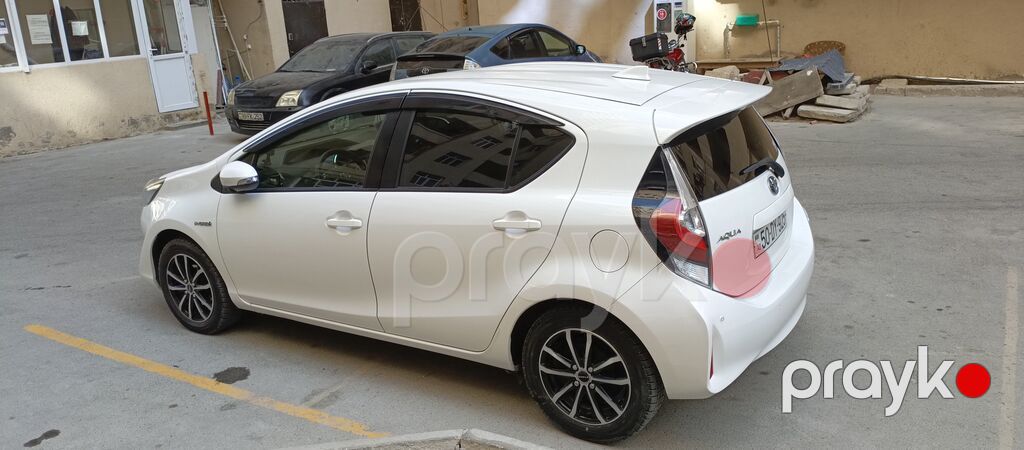 Toyota Aqua: 1.5 l | 2018 il Hetçbek — Avtomobillər, Bakı (7)
