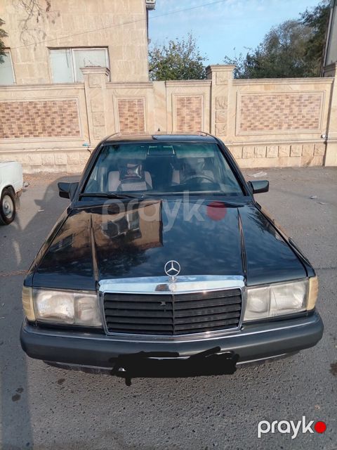 Mercedes-Benz 190 (W201): 1.8 l | 1991 il Sedan
