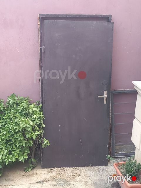 Metall qapı - həyət/giriş