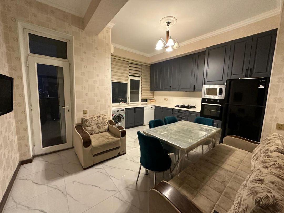 Satılır 4 otaqlı yeni tikili 165 m² — Mənzil, Bakı (11)
