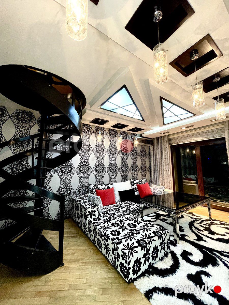 Satılır 3 otaqlı köhnə tikili 100 m² — Mənzil, Bakı (8)