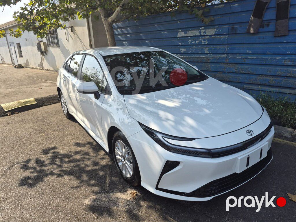 Toyota Corolla, 1.8 L, 0.85 kWh, 2026 il, yeni — Avtomobillər, Bakı (2)