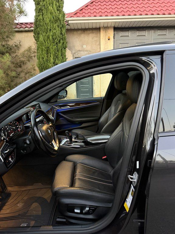 BMW 530, 2.0 L, 2017 il, 175 000 km — Avtomobillər, Bakı (11)