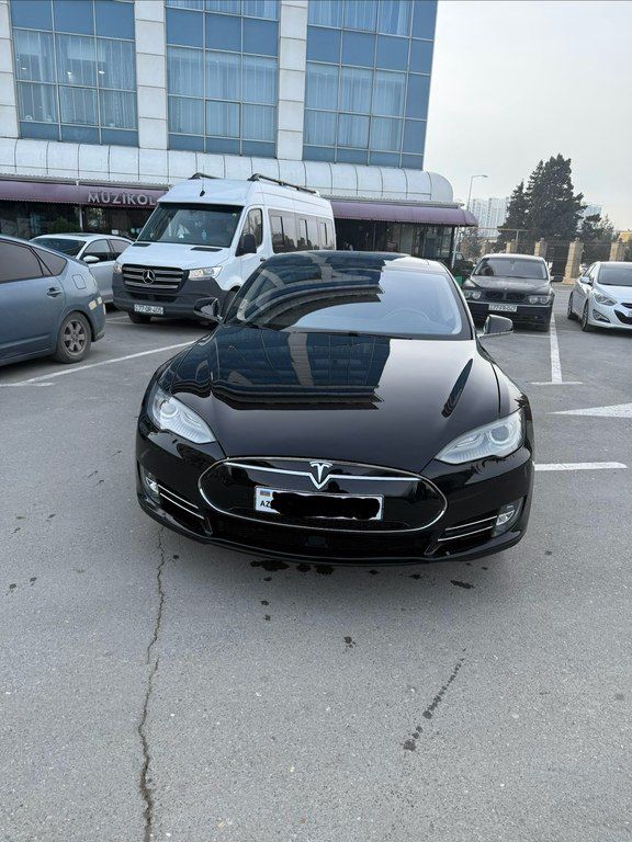 Tesla Model S, 70 kWh, 2016 il, 220 000 km — Avtomobillər, Bakı