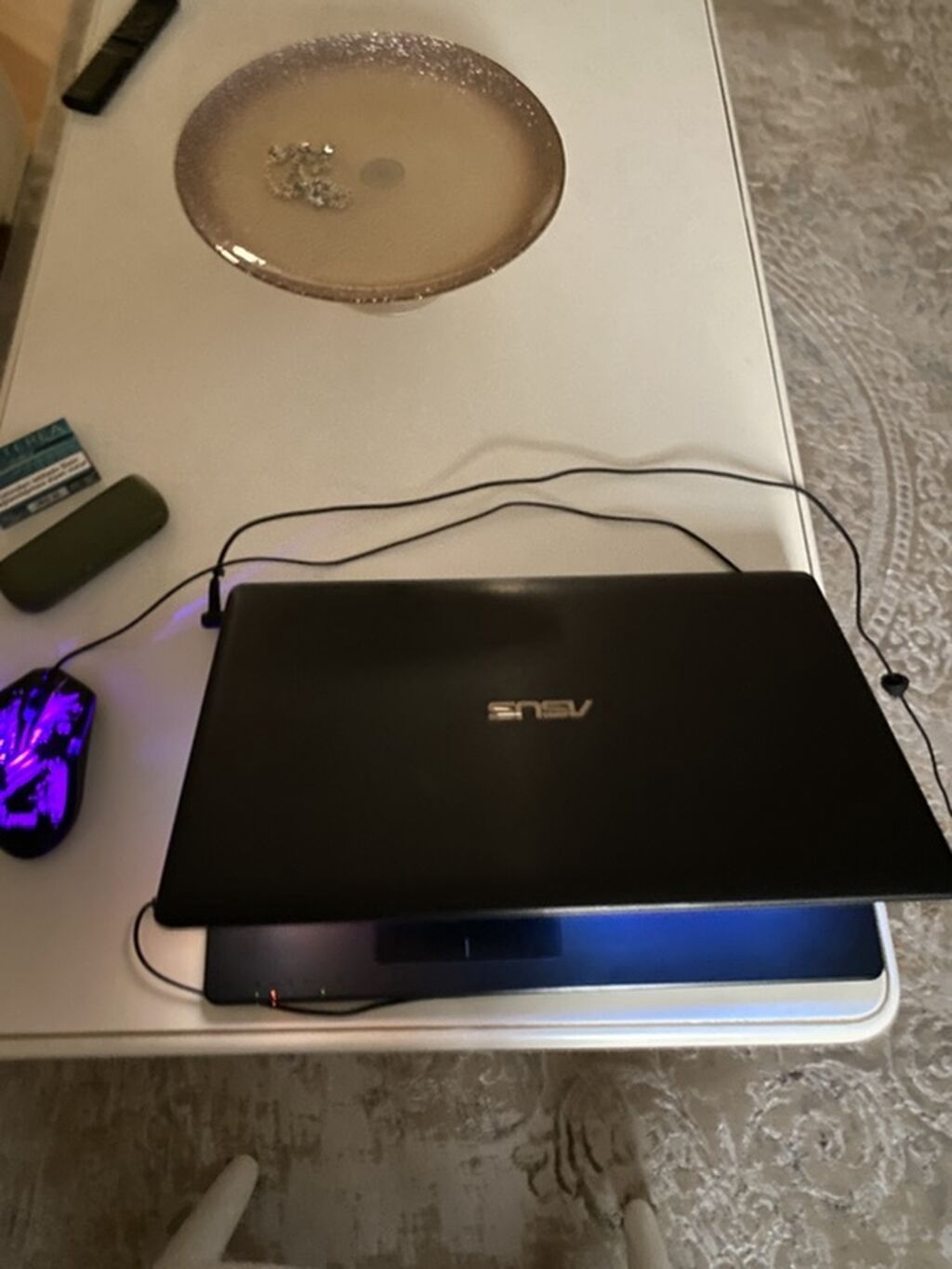 ASUS noutbuk – 15.6" ekranlı, tam ölçülü klaviaturalı model — Asus, Digah (3)