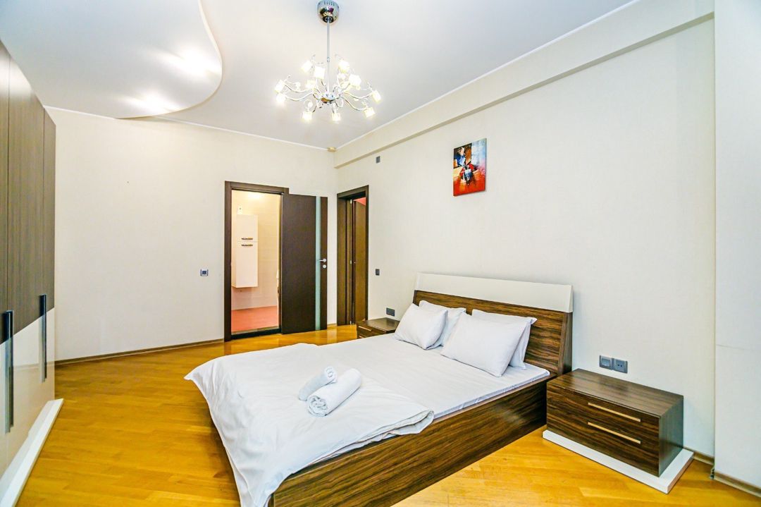 4-otaqlı yeni tikili kirayə verilir, 28 May m., 198 m² — Daşınmaz əmlak, Bakı (12)