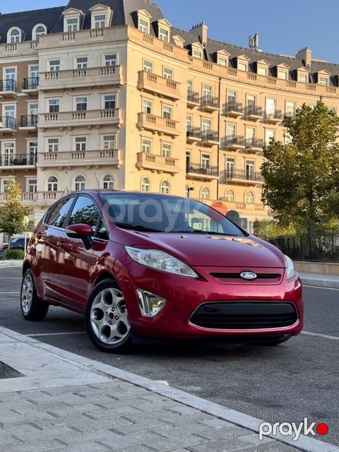 Ford Fiesta, 1.6 L, 2010 il, 278 417 km