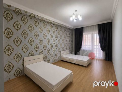 İcarəyə verilir 3 otaqlı yeni tikili 120 m²