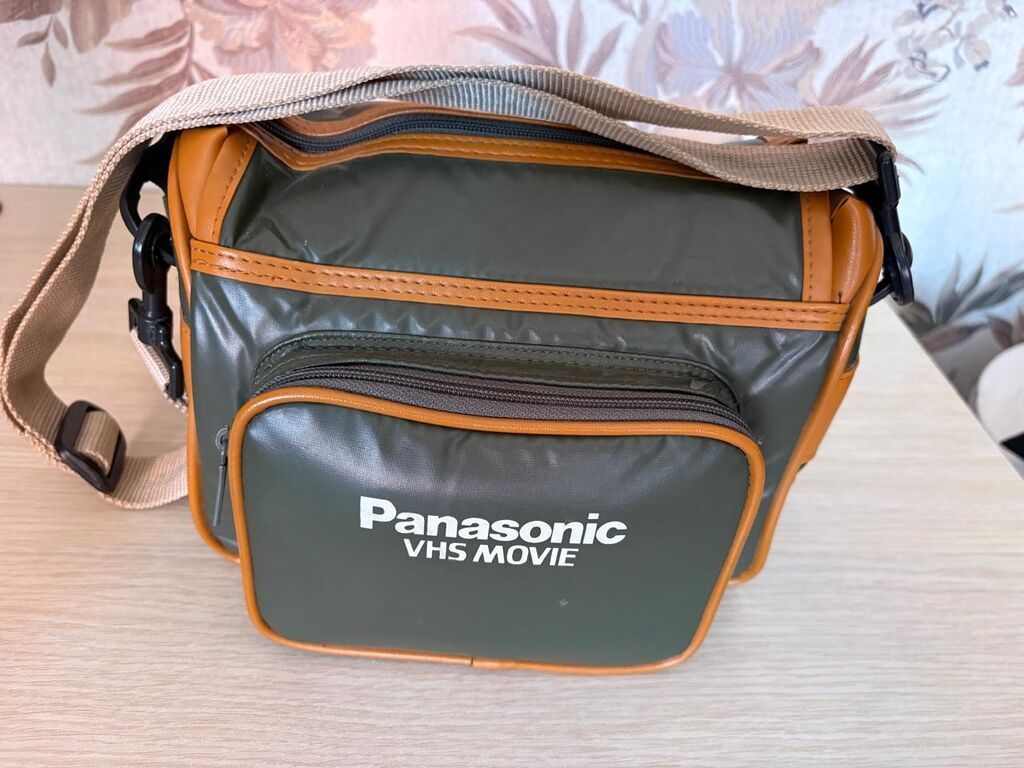 Panasonic VHS Movie videokamera dəsti - Model: Panasonic VHS Movie — Elektronika, Bakı