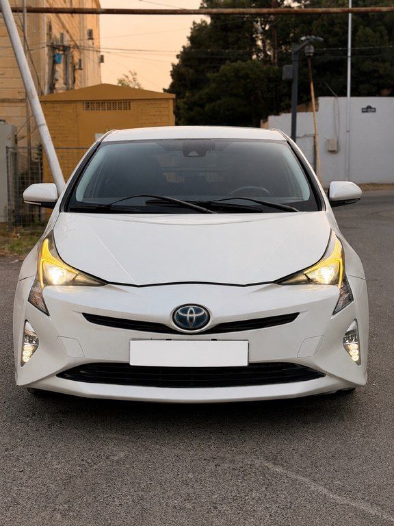 Toyota Prius, 1.8 L, 1.3 kWh, 2018 il, 154 000 km — Avtomobillər, Bakı