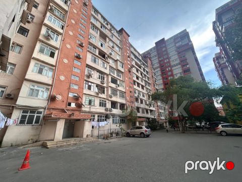 Satılır 4 otaqlı köhnə tikili 105 m²