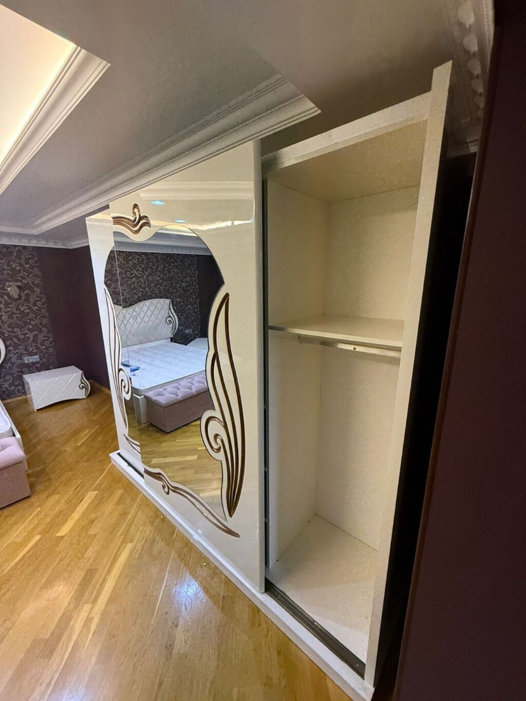 Yataq otağı mebel dəsti - Rəng: krem-ağ, qızılı-bürünc dekor — Mebel, Bakı