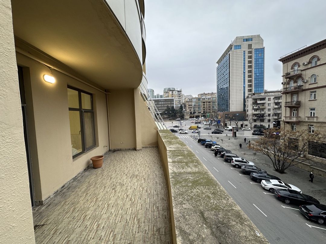 İcarəyə verilir 5 otaqlı ofis 225 m² — Ofis, Bakı (8)