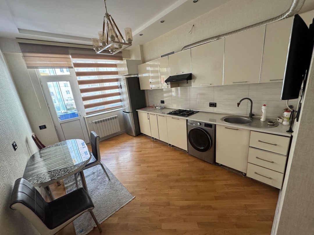 İcarəyə verilir 2 otaqlı yeni tikili 90 m² — Mənzil, Bakı (10)