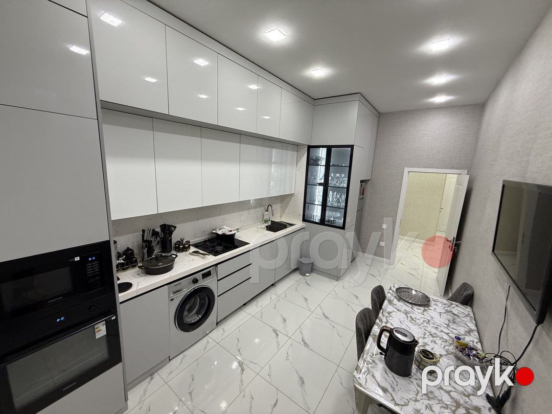 Satılır 4 otaqlı yeni tikili 135 m² — Mənzil, Bakı (11)