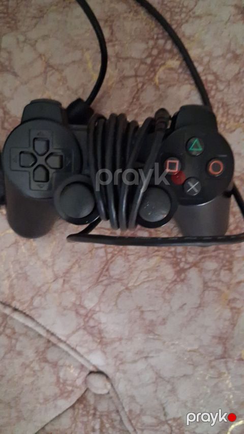Sony PlayStation 2 Slim (gümüş rəng) Komplekt: - PS2 Slim konsolu