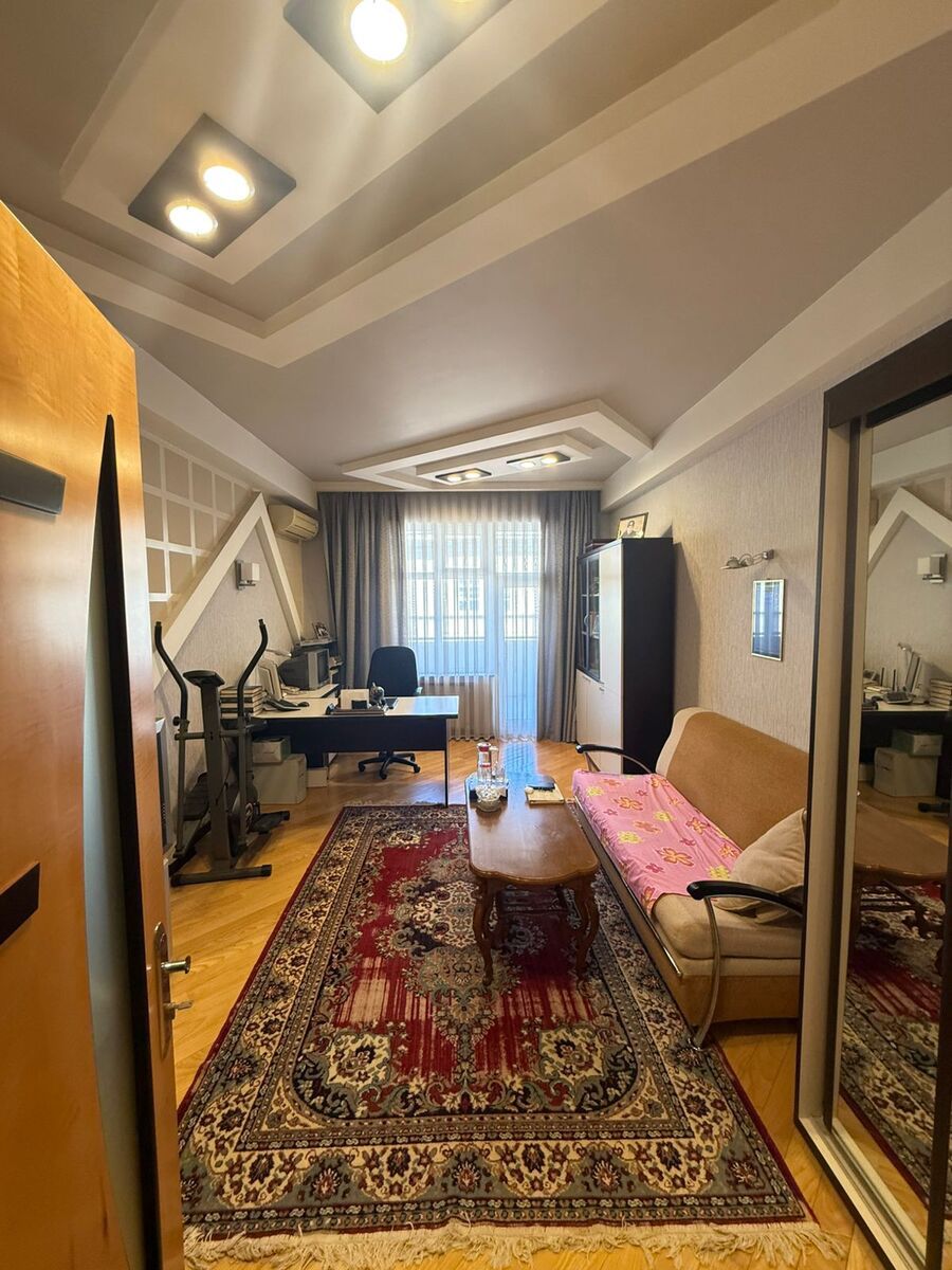 Satılır 5 otaqlı yeni tikili 286 m² — Mənzil, Bakı (8)