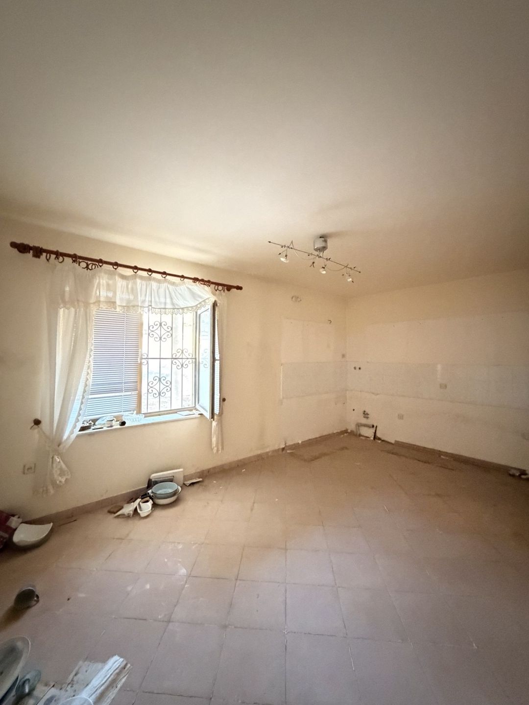 Satılır 4 otaqlı həyət evi/bağ evi 300 m² — Ev, villa, Bakı (12)