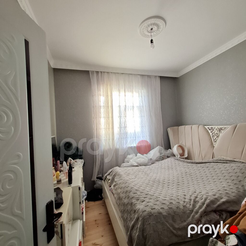 Ev təəcili satılır. paket kupça. tam təmirli.2 otağlı ev üstündə pul — Daşınmaz əmlak, Sumqayıt (4)