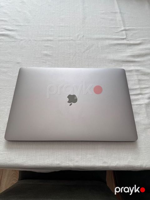 Apple MacBook Pro 16" (Space Gray) - 16 düymlük Retina ekran, nazik — Bakı