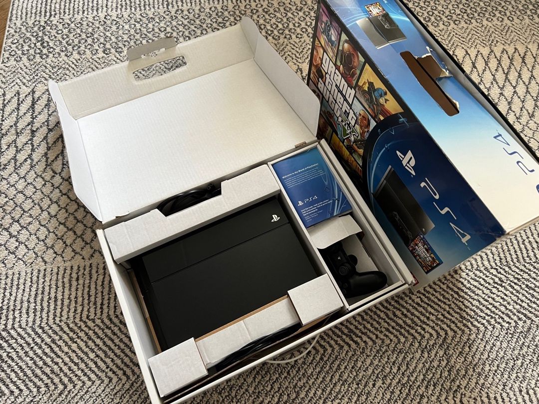 Playstation 4 — Elektronika, Bakı
