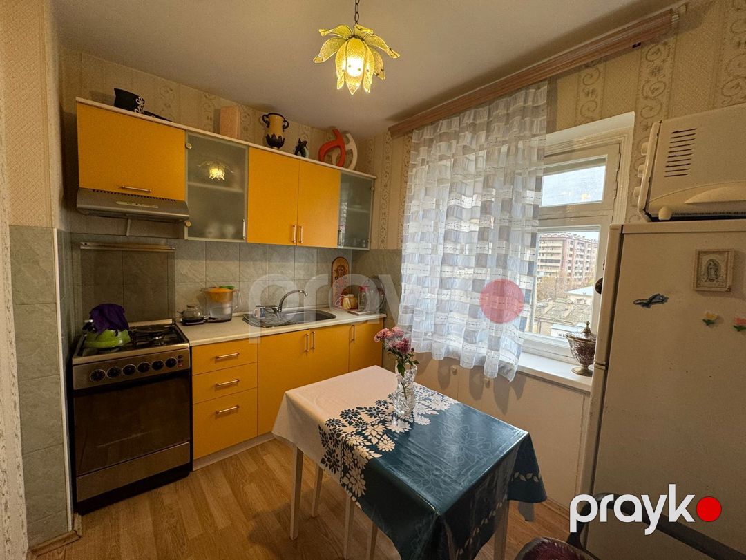 İcarəyə verilir 2 otaqlı köhnə tikili 70 m² — Mənzil, Bakı (8)