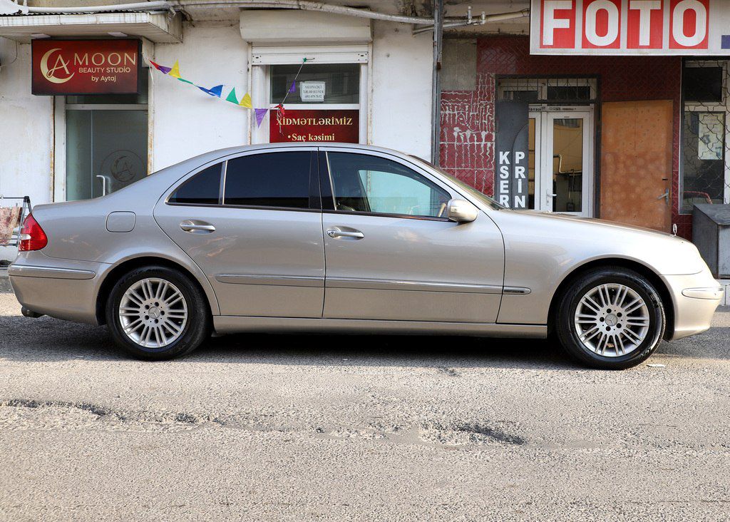 Mercedes E 240, 2.6 L, 2003 il, 323 700 km — Avtomobillər, Bakı (2)